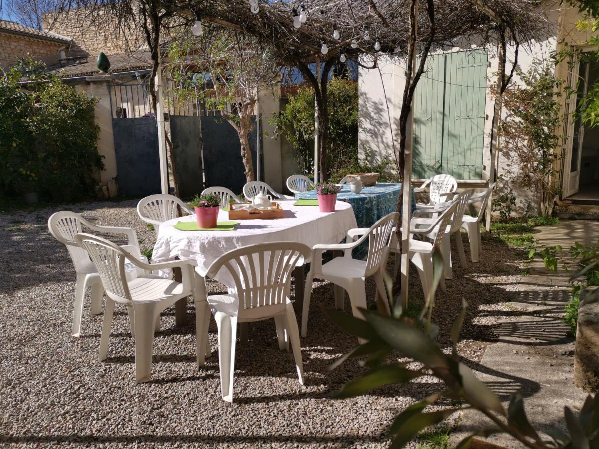 Villa La Taniere Vergèze Exterior foto